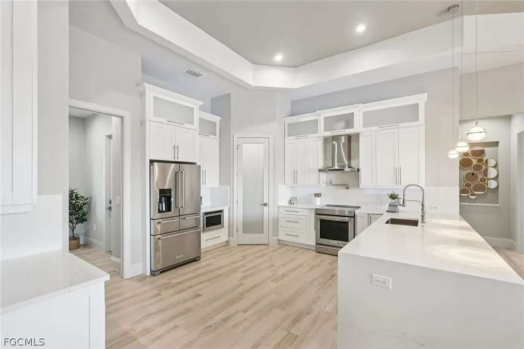 4127 Oasis Boulevard Cape Coral FL 33914