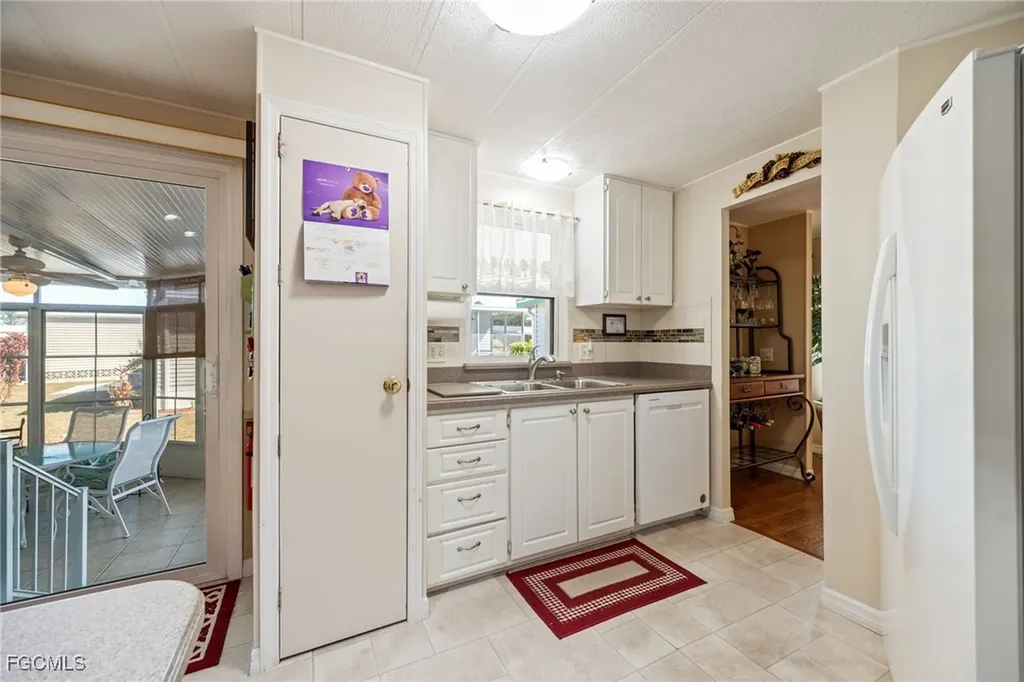 111 Snead Drive North Fort Myers FL 33903