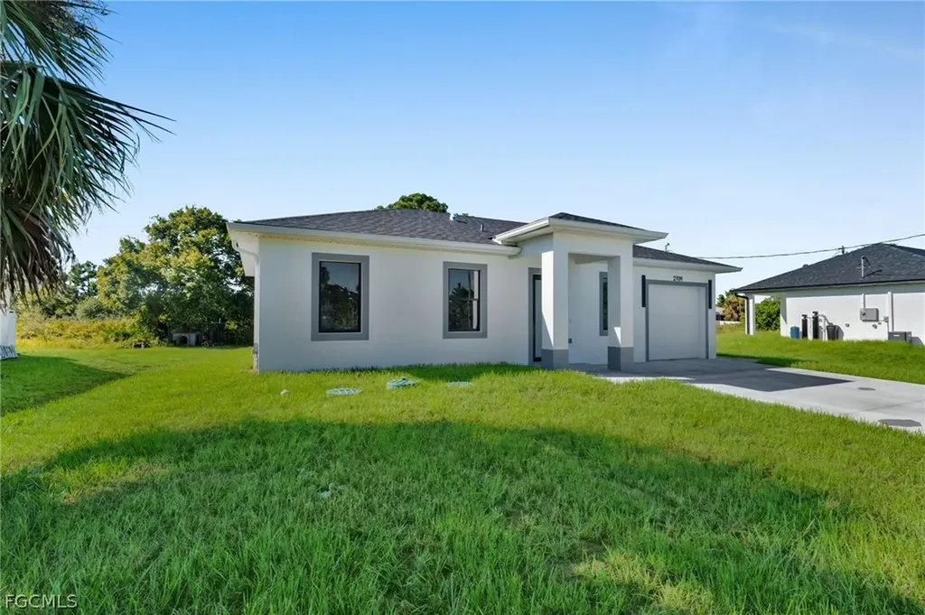 2709 50th Street W Lehigh Acres FL 33971