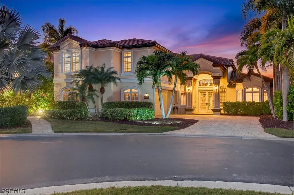 12782 Yacht Club Circle Fort Myers FL 33919