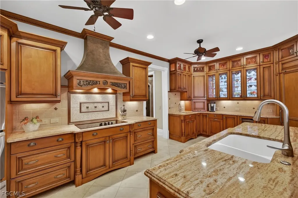 12782 Yacht Club Circle Fort Myers FL 33919
