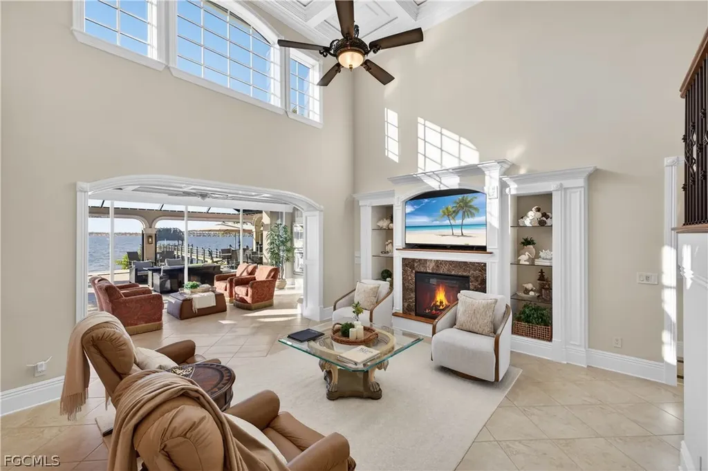 12782 Yacht Club Circle Fort Myers FL 33919