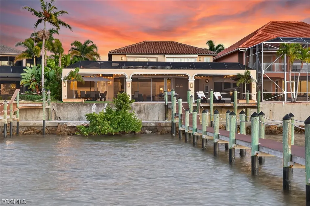 12782 Yacht Club Circle Fort Myers FL 33919