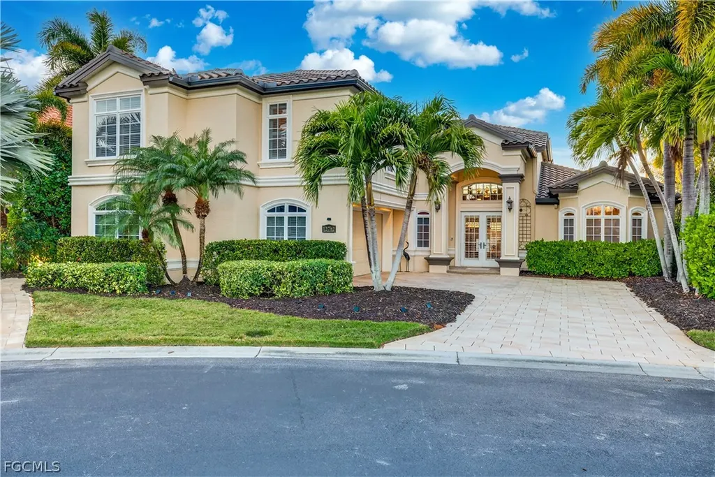 12782 Yacht Club Circle Fort Myers FL 33919
