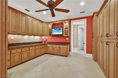 12782 Yacht Club Circle Fort Myers FL 33919