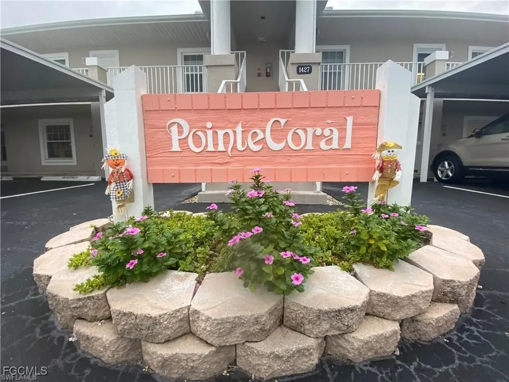 1427 SW 47th Terrace Cape Coral FL 33914
