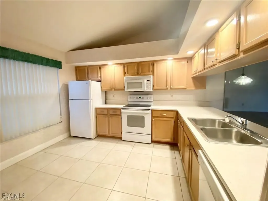 1427 SW 47th Terrace Cape Coral FL 33914