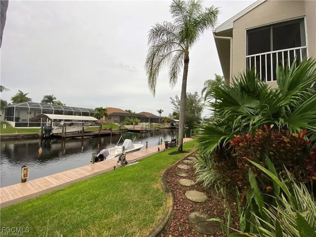 1427 SW 47th Terrace Cape Coral FL 33914