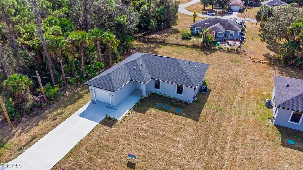 8050 Sherwood Circle Labelle FL 33935