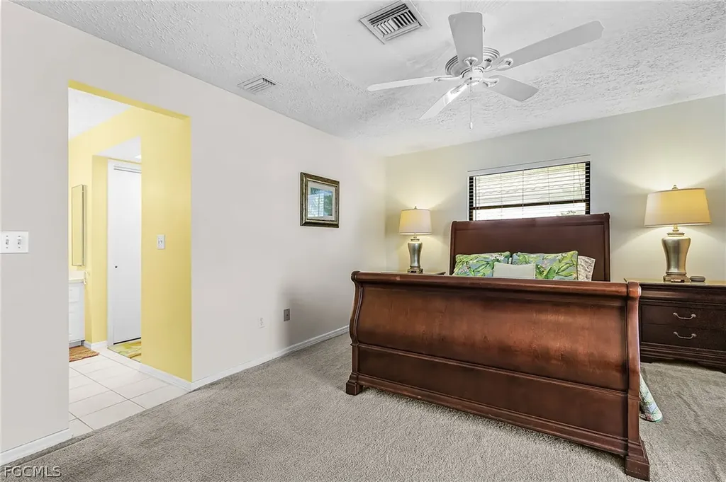 4215 SW 13th Avenue Cape Coral FL 33914