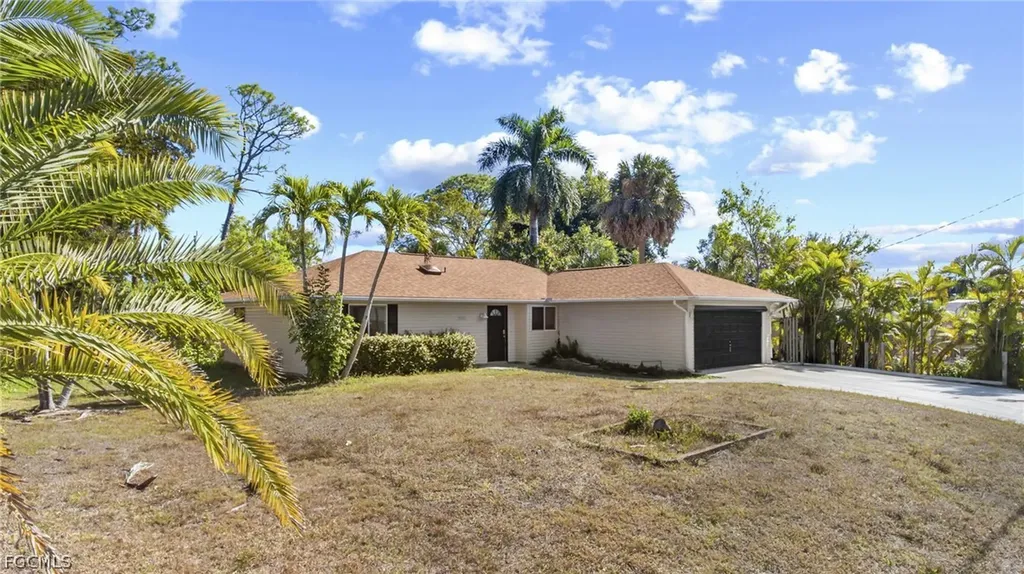 27101 Lavinka Street Bonita Springs FL 34135