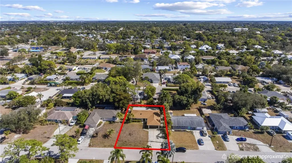 27101 Lavinka Street Bonita Springs FL 34135