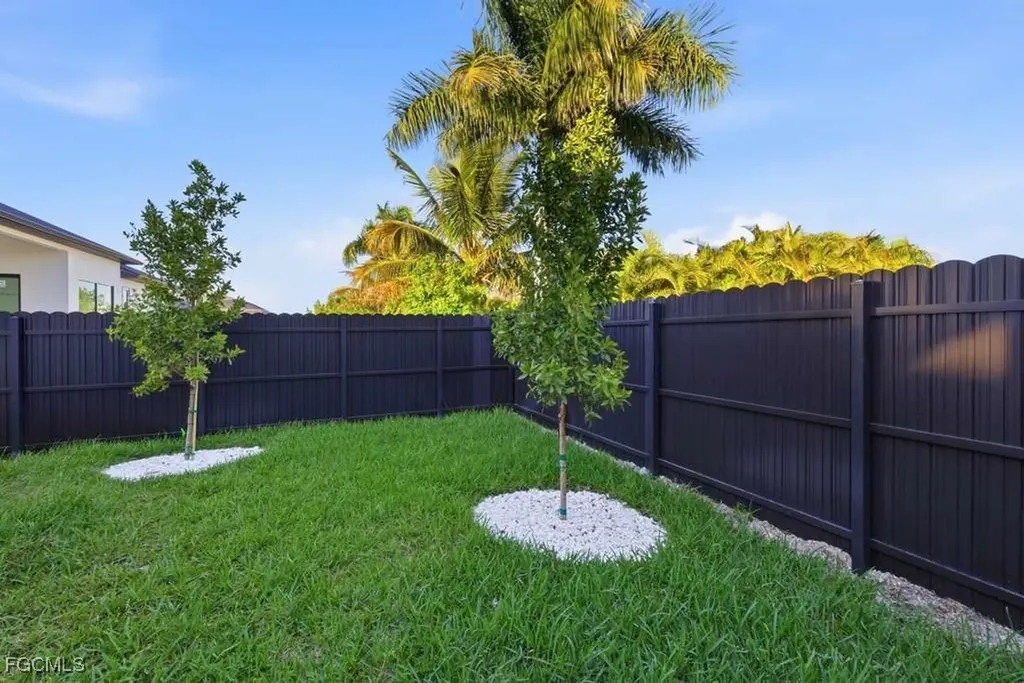113 SW 34th Avenue Cape Coral FL 33991