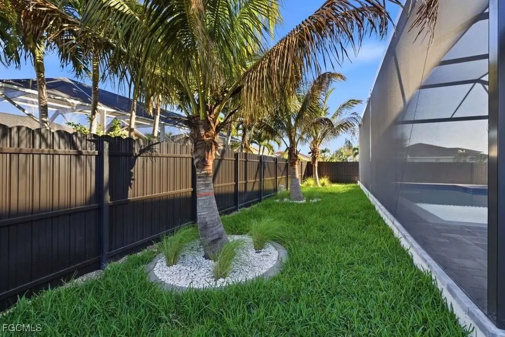 113 SW 34th Avenue Cape Coral FL 33991