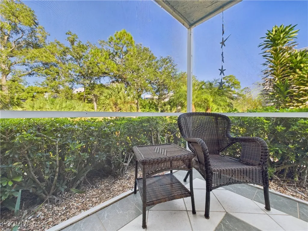 232 Palm Drive Naples FL 34112