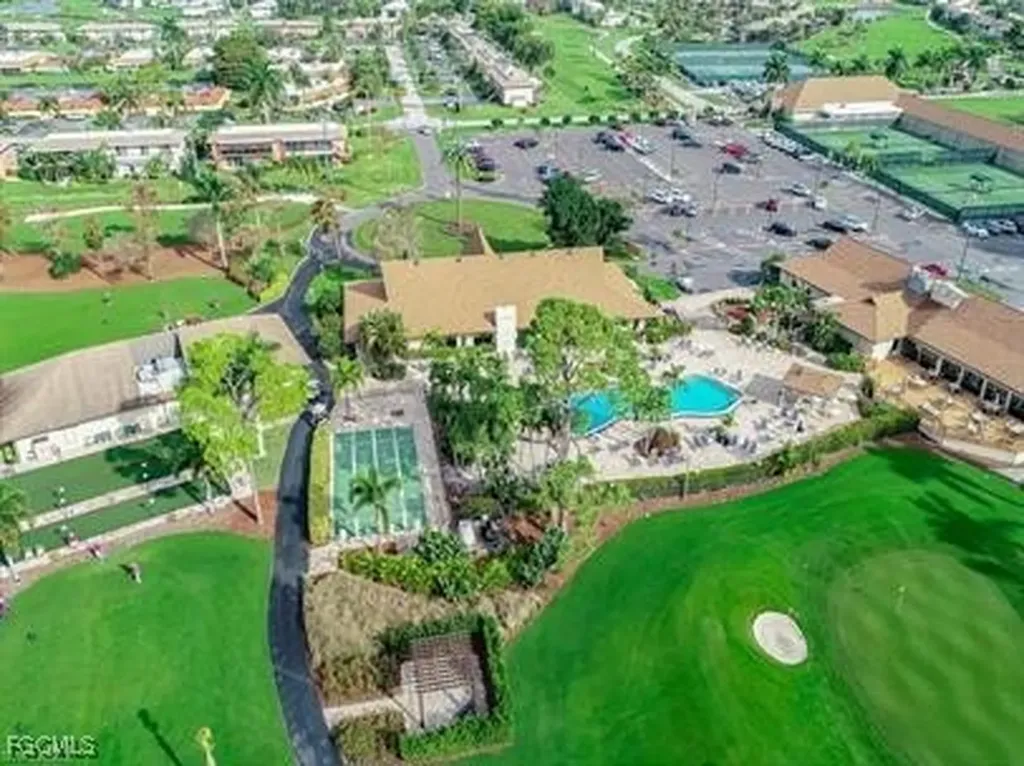 232 Palm Drive Naples FL 34112