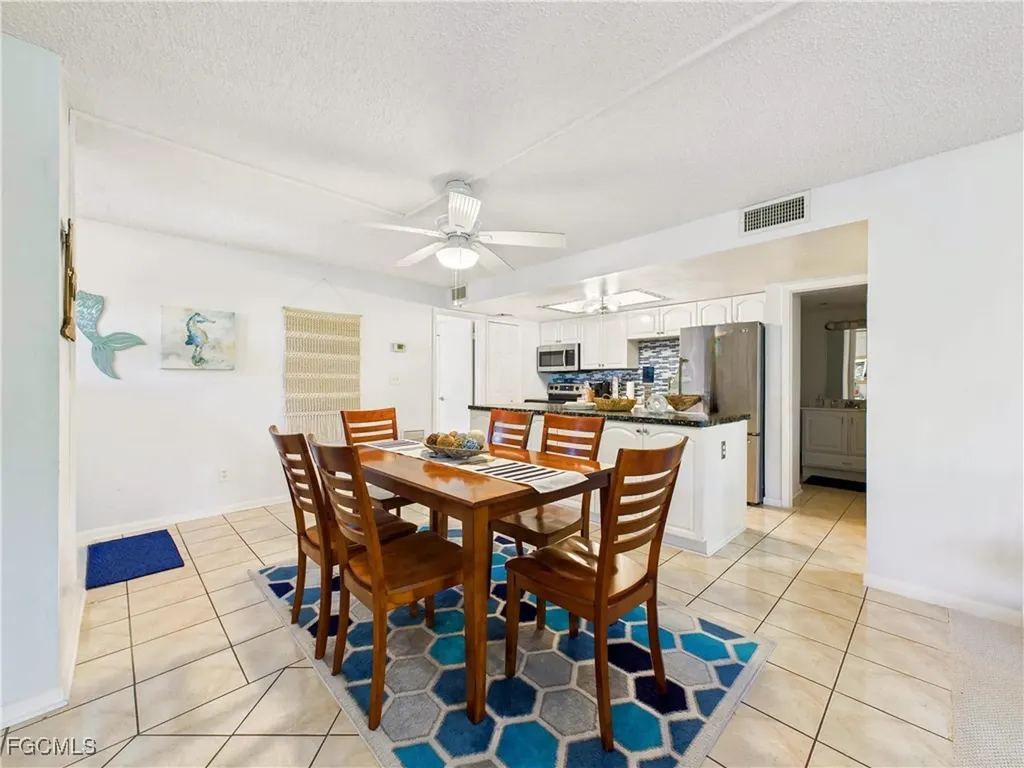 232 Palm Drive Naples FL 34112
