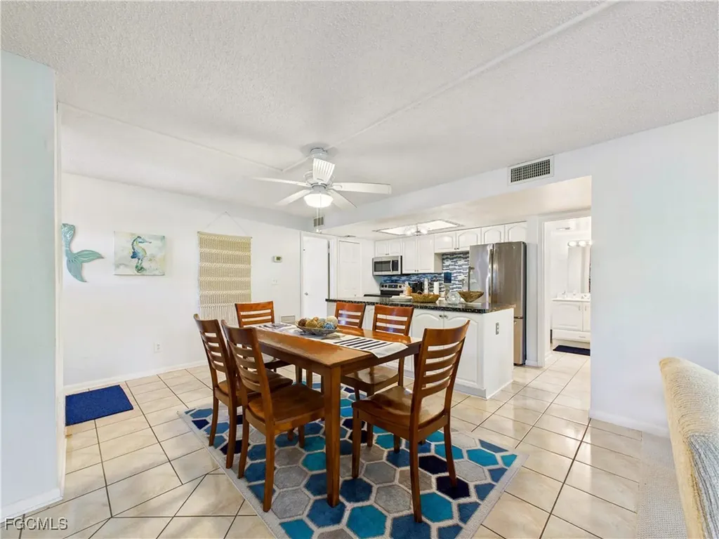 232 Palm Drive Naples FL 34112