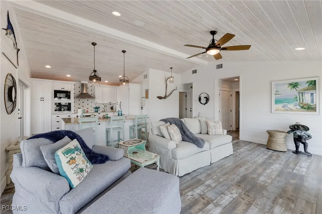 4819 Pine Island Road NW Matlacha FL 33993