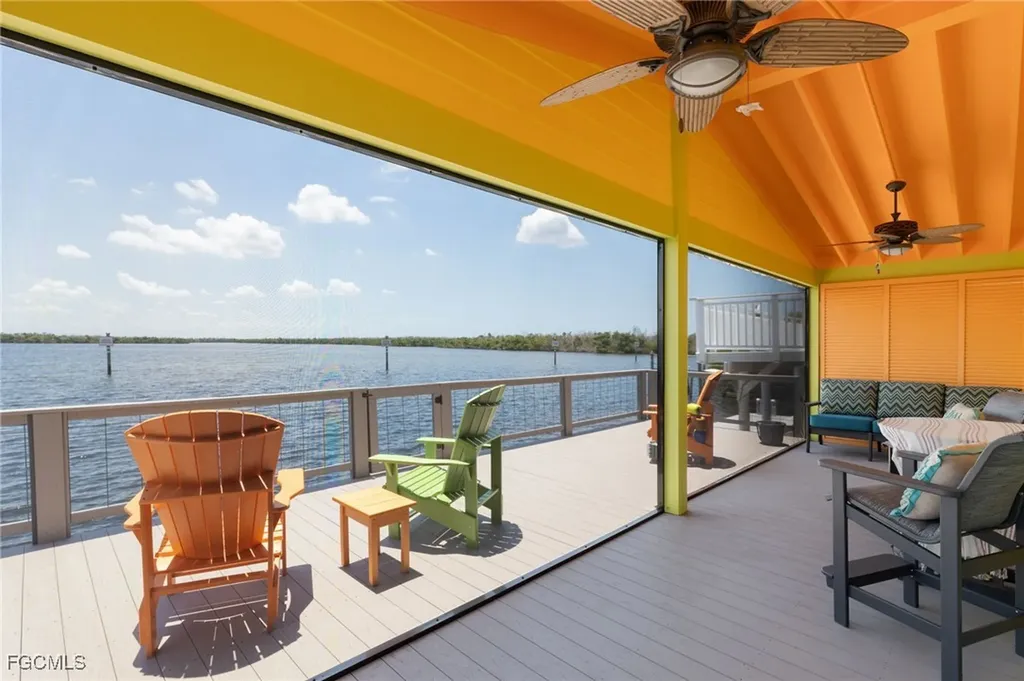 4819 Pine Island Road NW Matlacha FL 33993