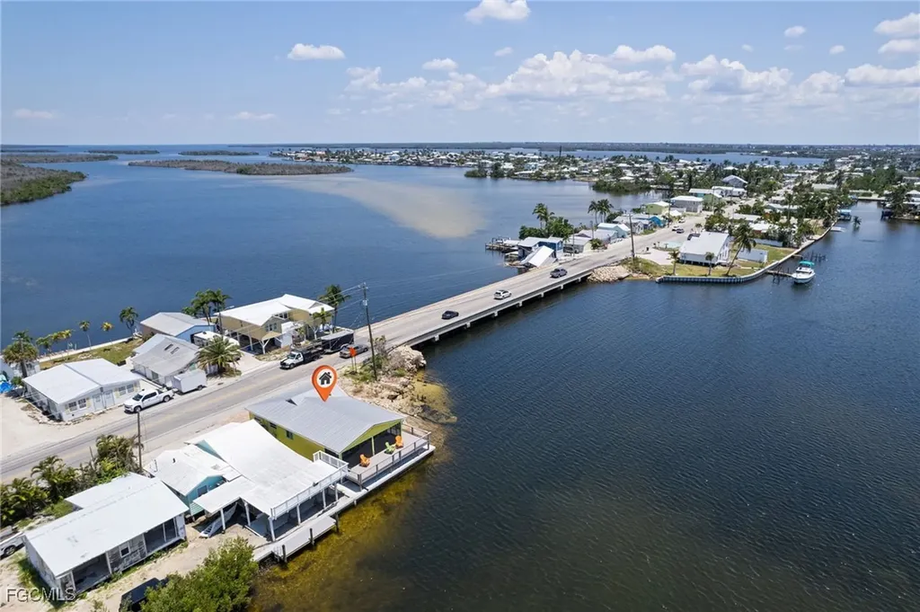 4819 Pine Island Road NW Matlacha FL 33993