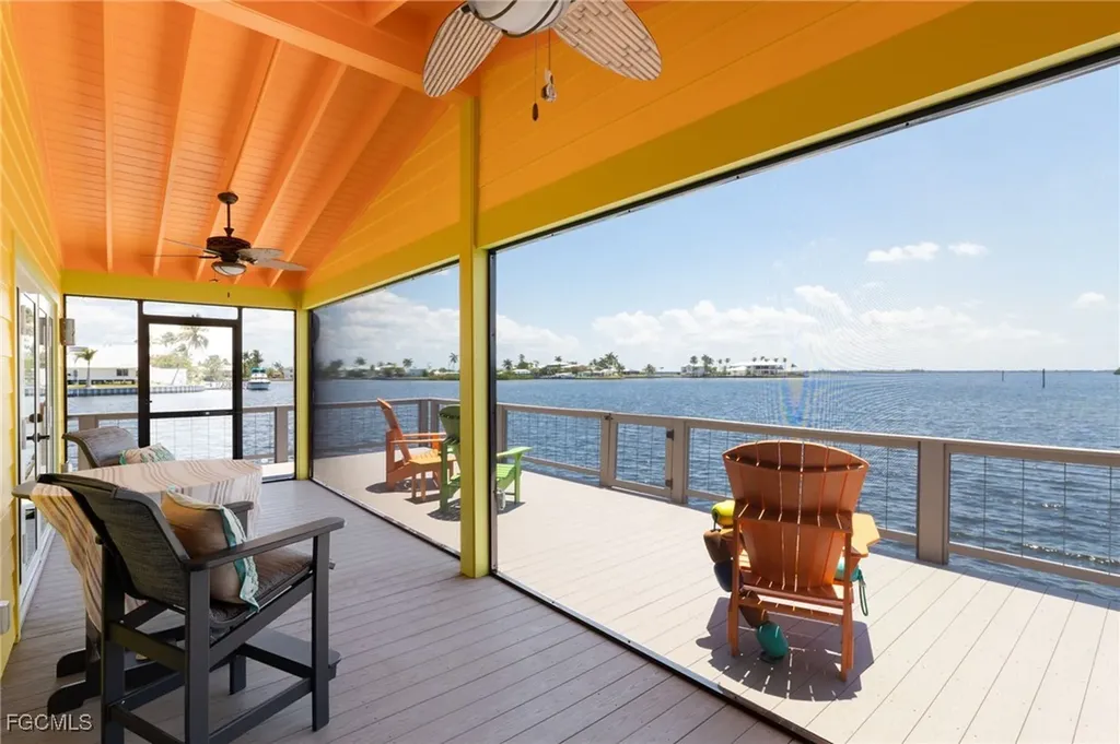 4819 Pine Island Road NW Matlacha FL 33993