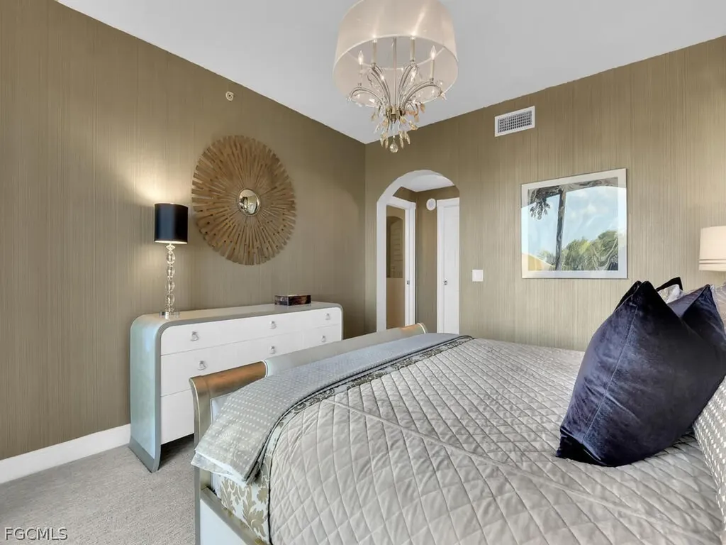 6061 Silver King Boulevard Cape Coral FL 33914