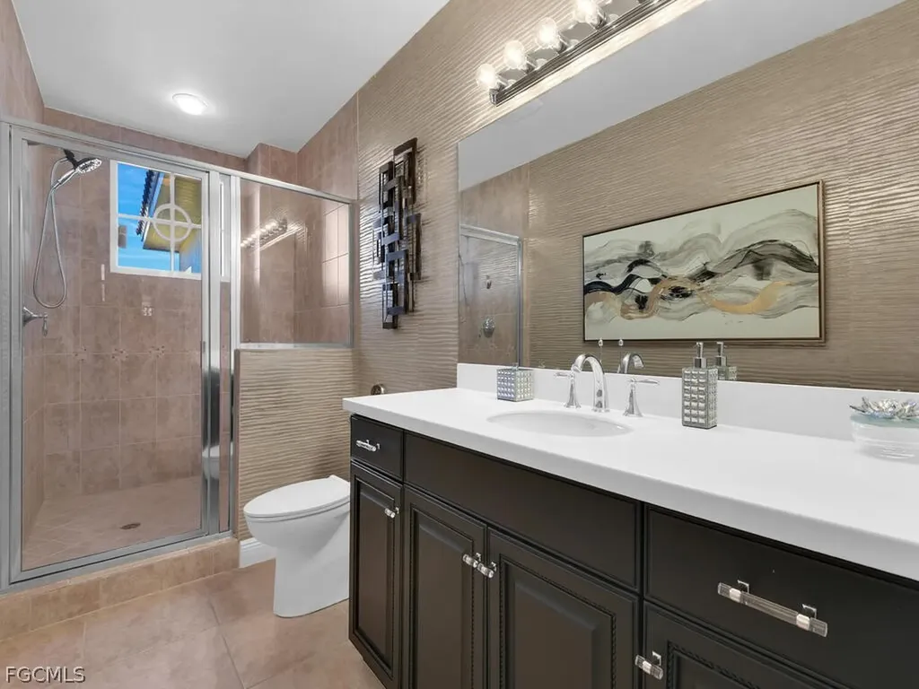 6061 Silver King Boulevard Cape Coral FL 33914