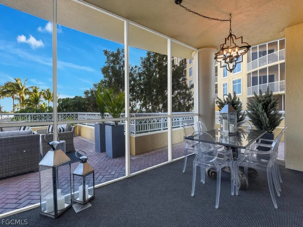 6061 Silver King Boulevard Cape Coral FL 33914