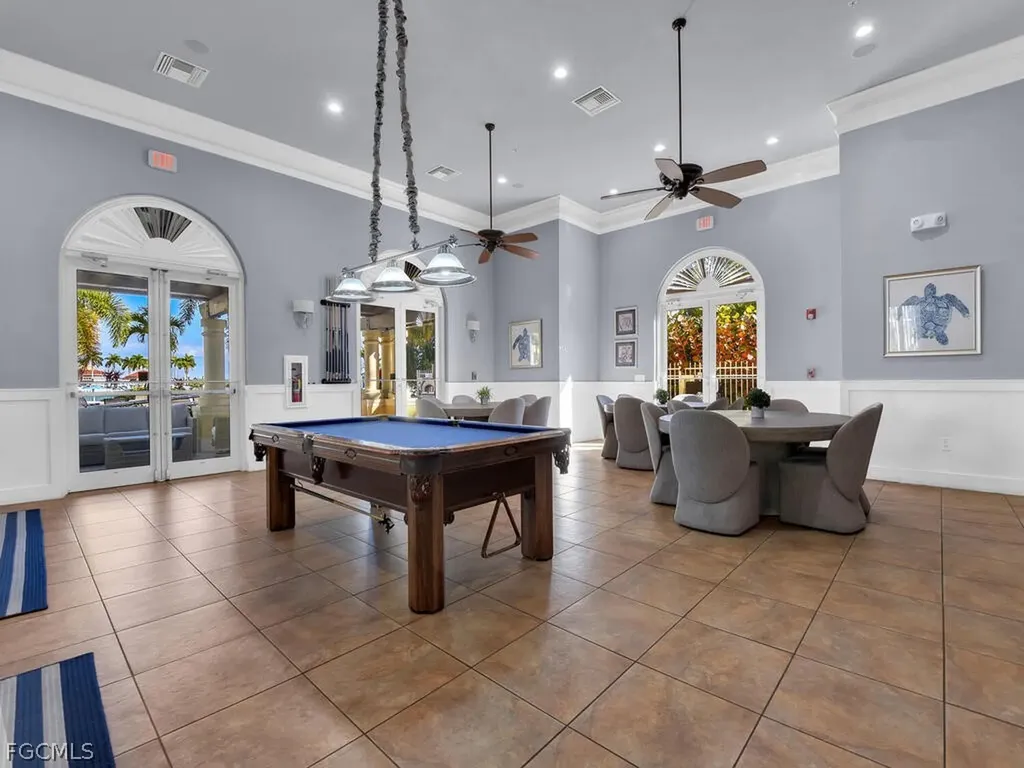 6061 Silver King Boulevard Cape Coral FL 33914