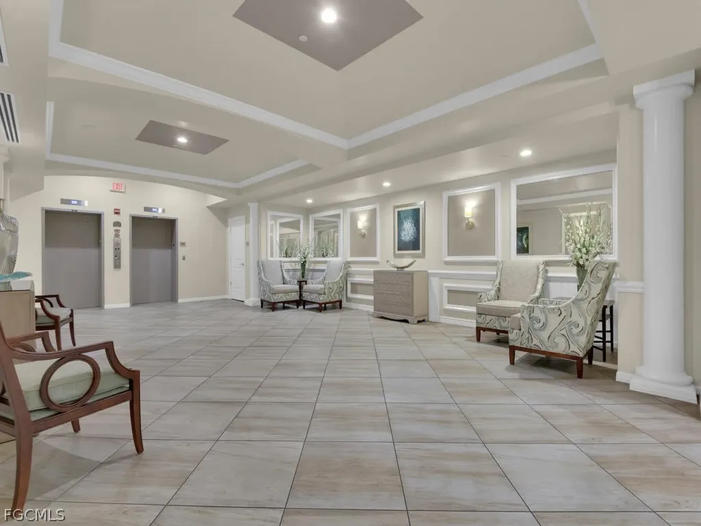 6061 Silver King Boulevard Cape Coral FL 33914