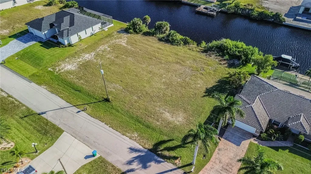 1019 NW 35th Avenue Cape Coral FL 33993