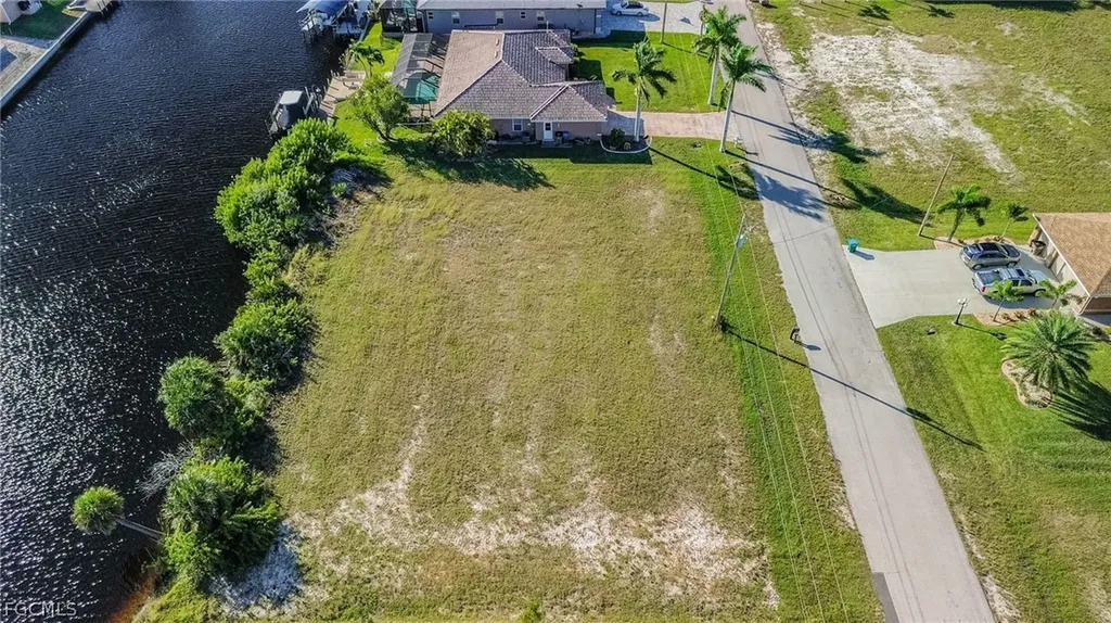 1019 NW 35th Avenue Cape Coral FL 33993