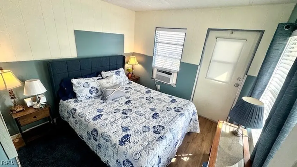 5525 Ben Franklin Lane North Fort Myers FL 33917