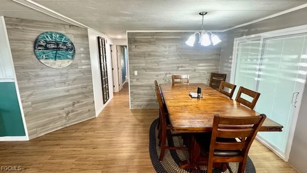 5525 Ben Franklin Lane North Fort Myers FL 33917