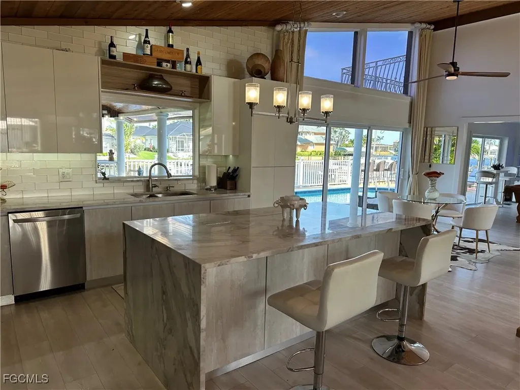 5603 SW 10th Avenue Cape Coral FL 33914