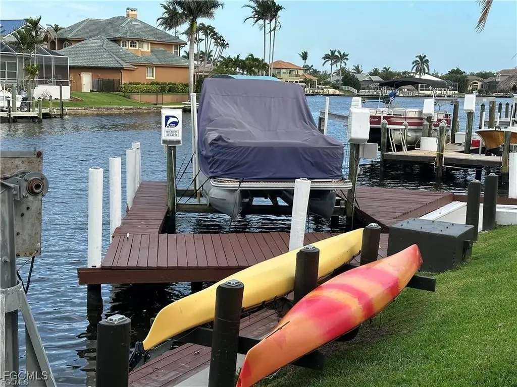 5603 SW 10th Avenue Cape Coral FL 33914
