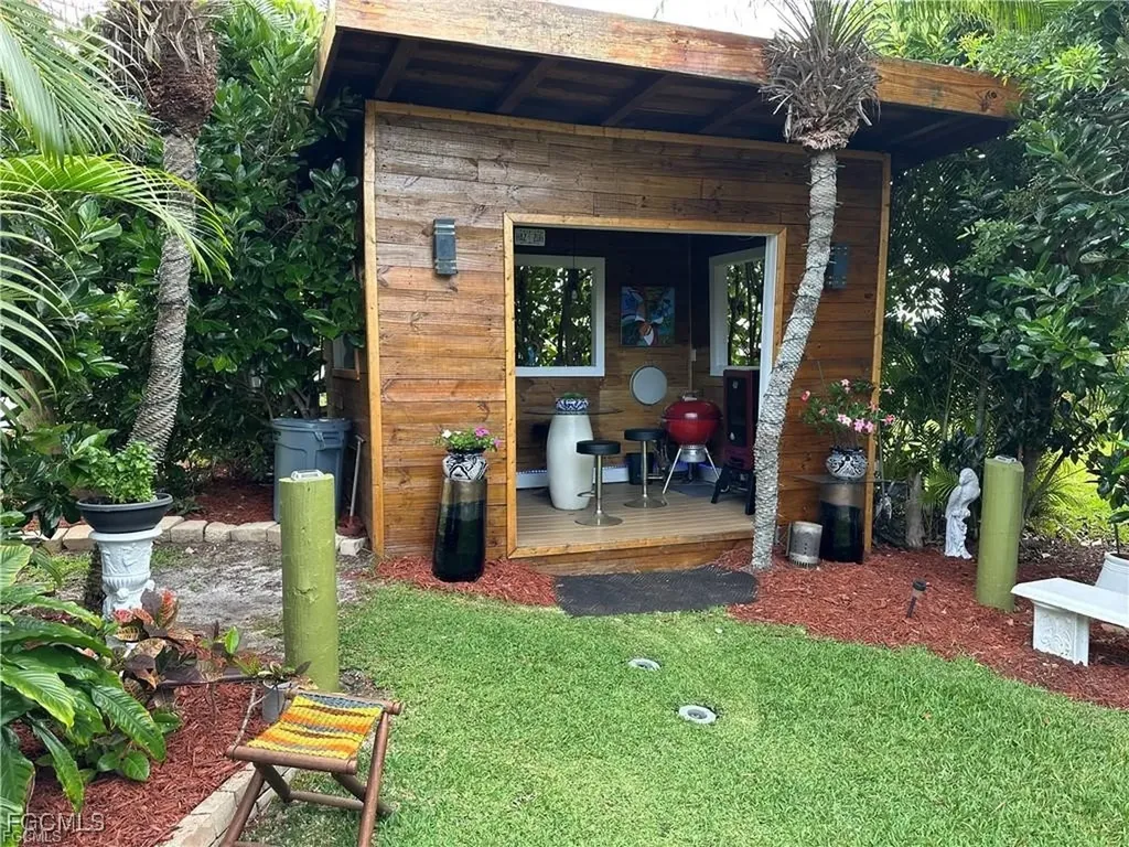5603 SW 10th Avenue Cape Coral FL 33914