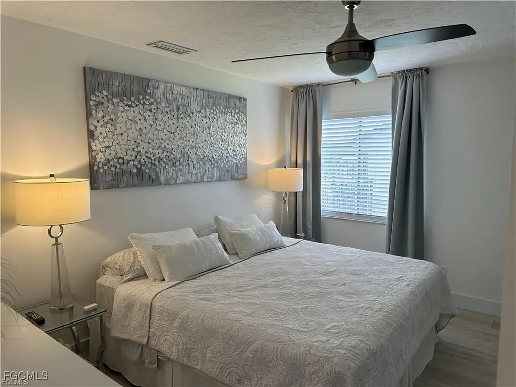 5603 SW 10th Avenue Cape Coral FL 33914