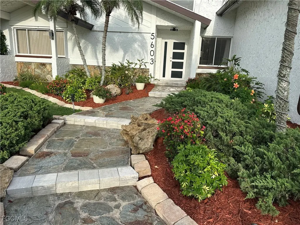 5603 SW 10th Avenue Cape Coral FL 33914