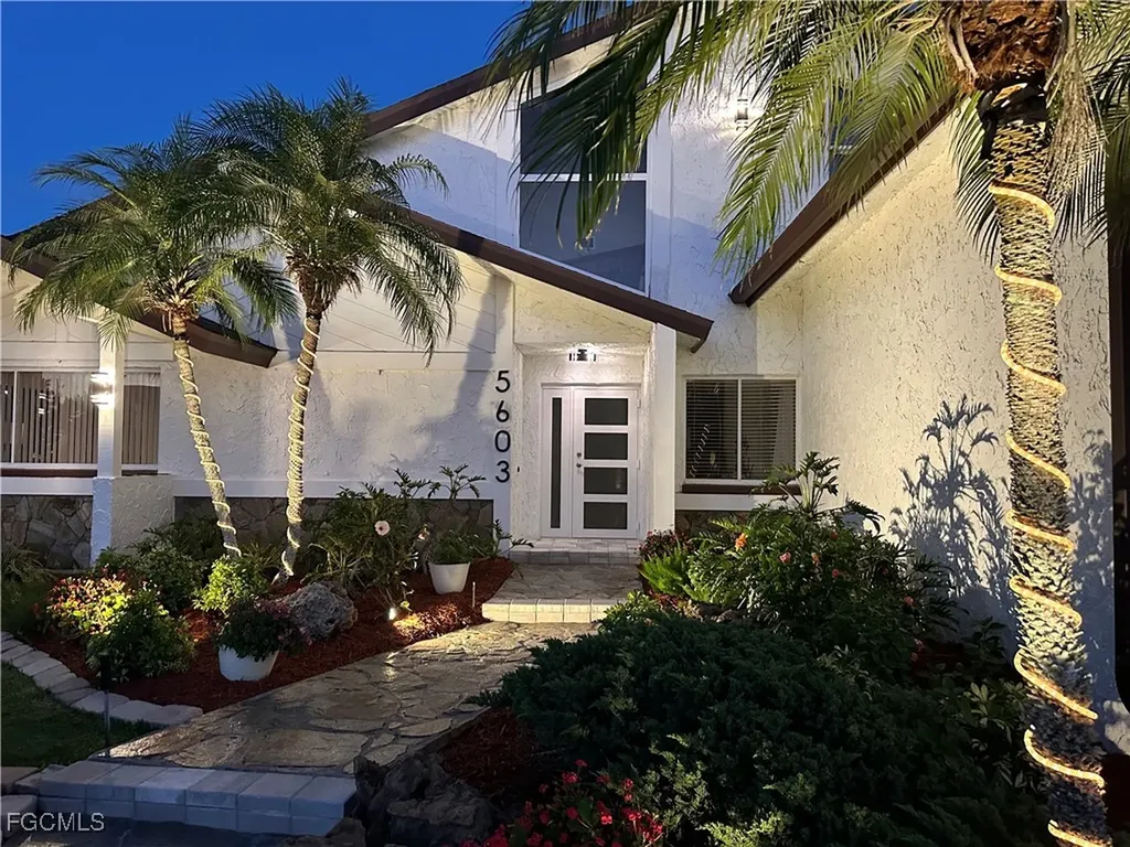 5603 SW 10th Avenue Cape Coral FL 33914