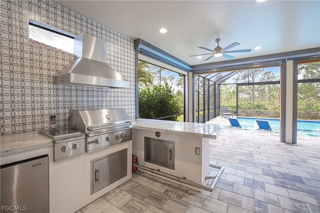 19717 Estero Pointe Lane Fort Myers FL 33908