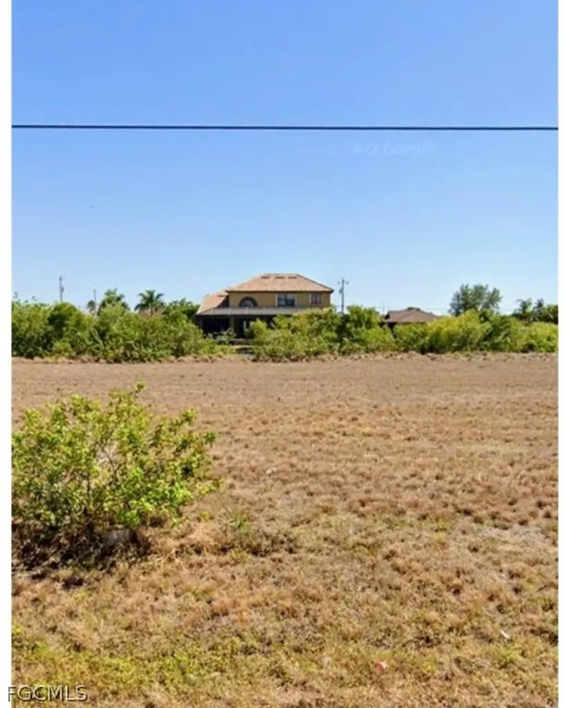 1500 NW 11th Terrace Cape Coral FL 33993