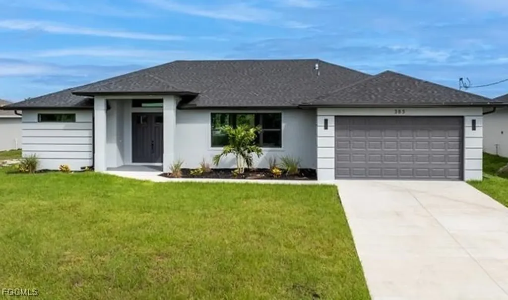 385 Paulcrest Avenue Lehigh Acres FL 33974