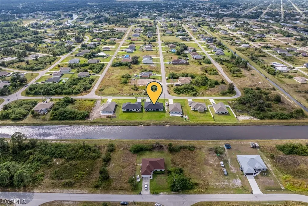 385 Paulcrest Avenue Lehigh Acres FL 33974