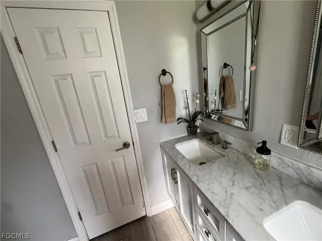 1127 Gifford Avenue S Lehigh Acres FL 33936