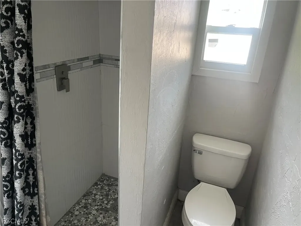 1127 Gifford Avenue S Lehigh Acres FL 33936