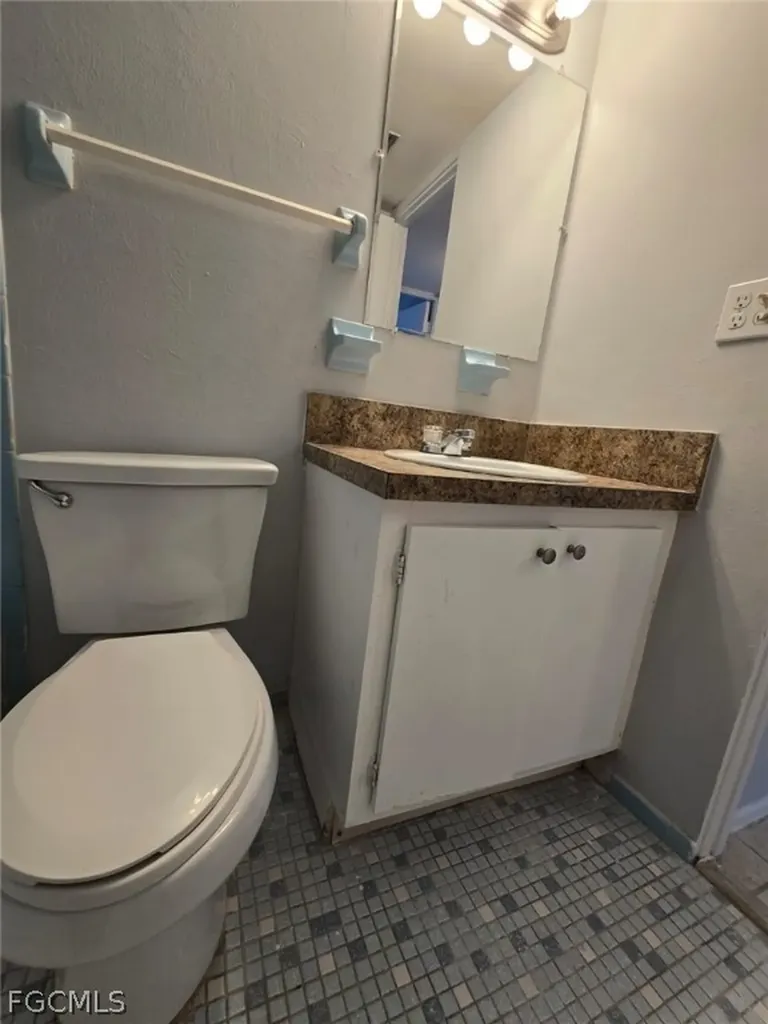 1830 Maravilla Avenue Fort Myers FL 33901