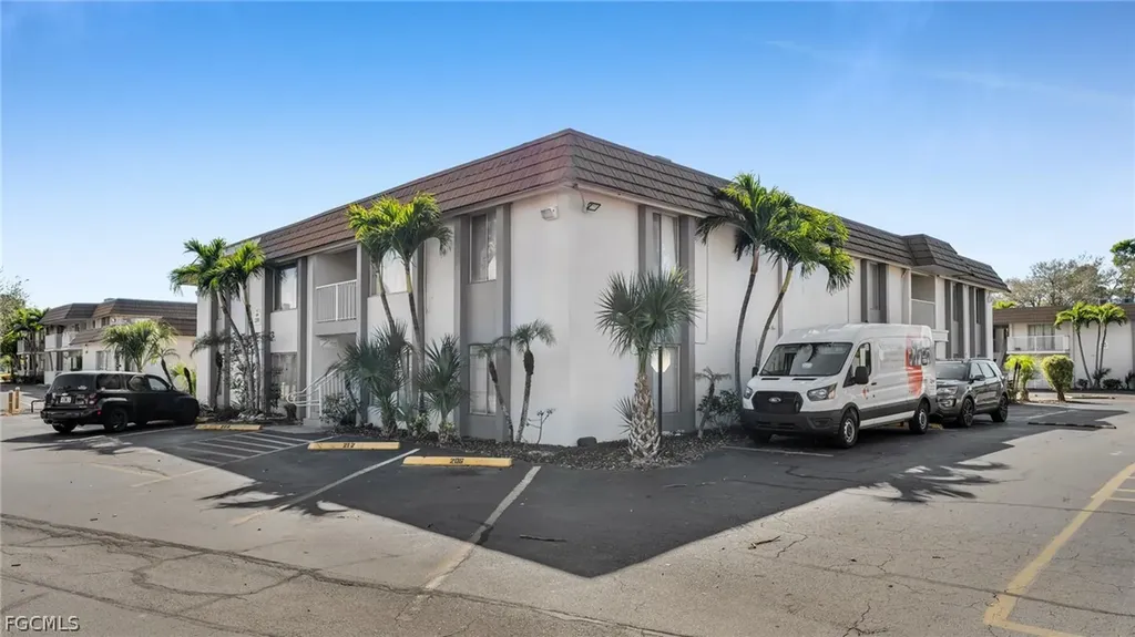 1830 Maravilla Avenue Fort Myers FL 33901