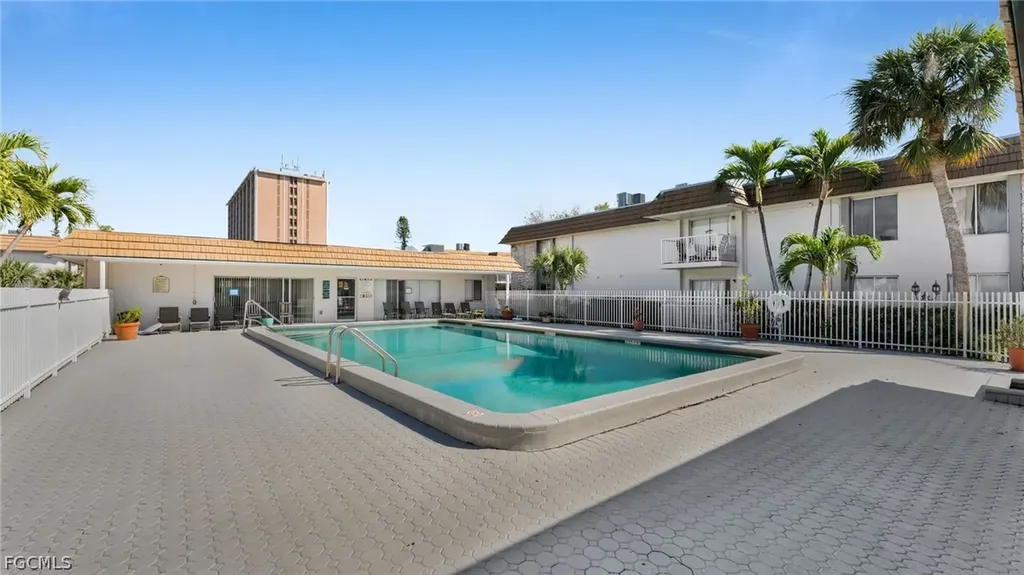1830 Maravilla Avenue Fort Myers FL 33901